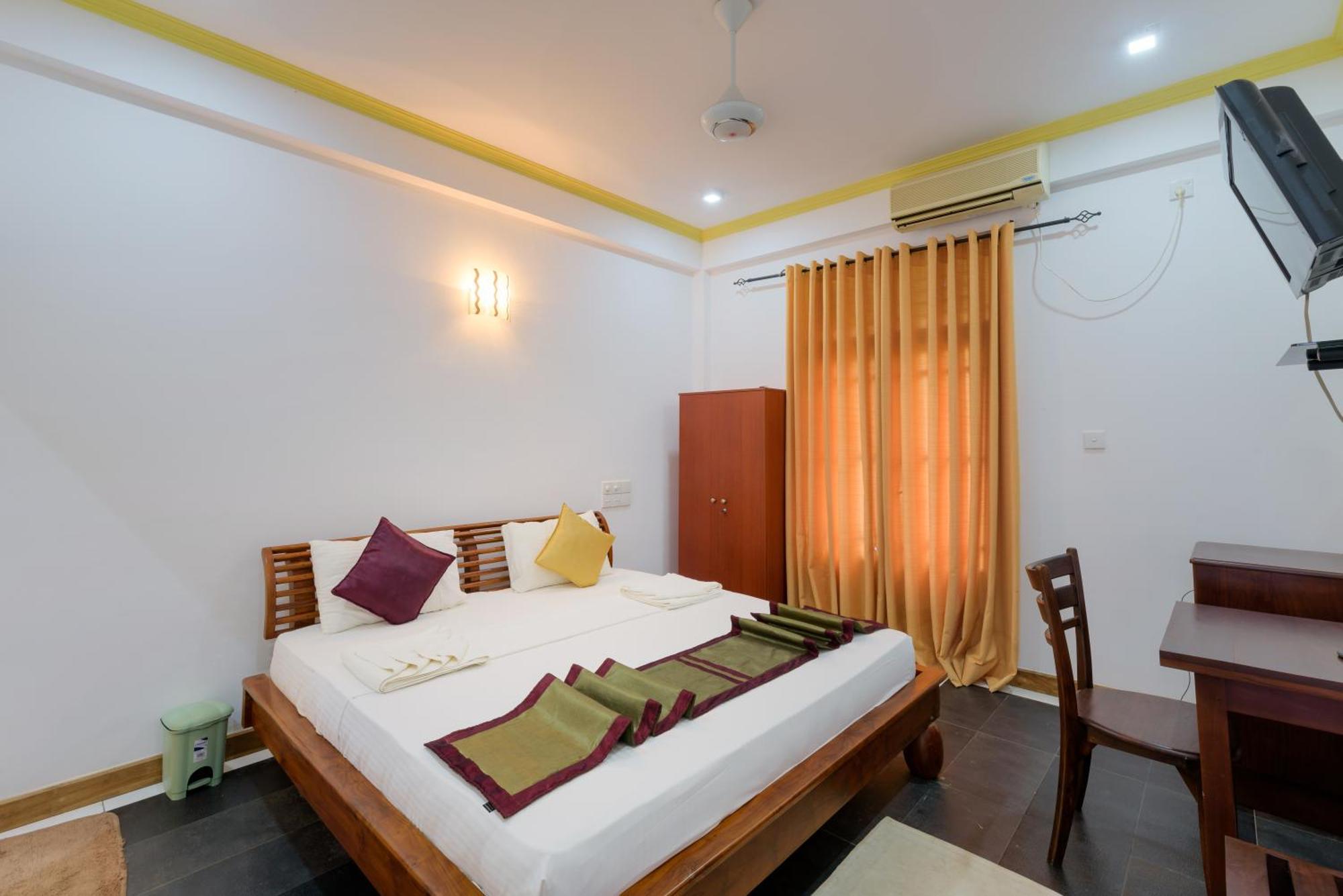 Hotel Sobana Lake Front Udawalawe Zewnętrze zdjęcie