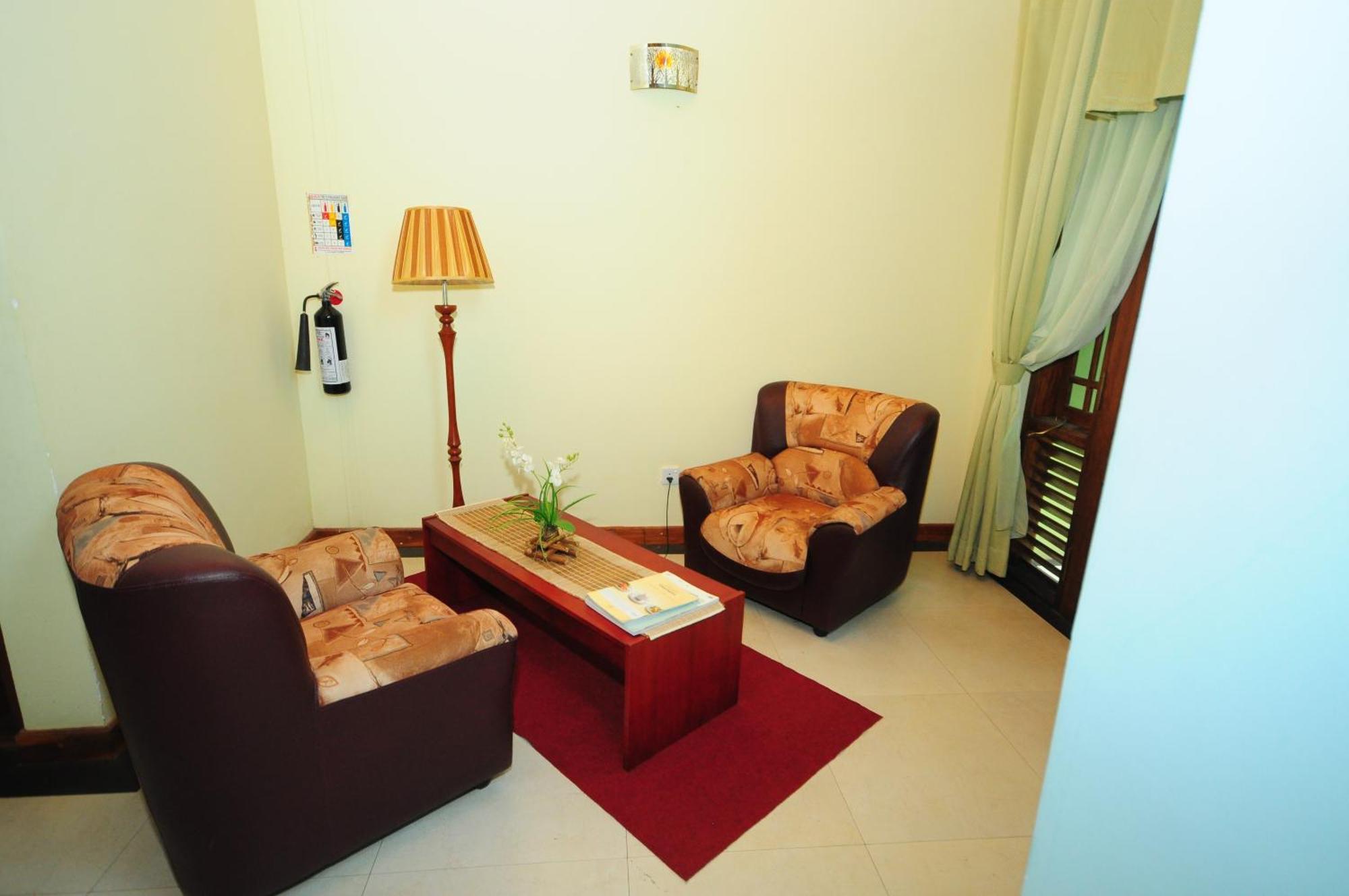 Hotel Sobana Lake Front Udawalawe Zewnętrze zdjęcie